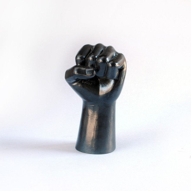BATLE-STUDIOS-GRAPHITE-DRAWING-OBJECTS-SMALL-FIST-HAND-PENCIL-ART-MINI-SCULPTURES-FUN-GIFT-ourgallerystore-museum-store-contemporary-art-high-design-functional-art