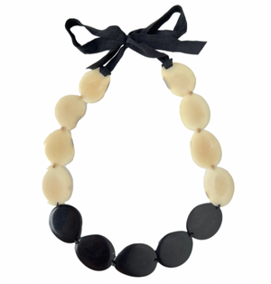 Mujus, Tagua Necklace