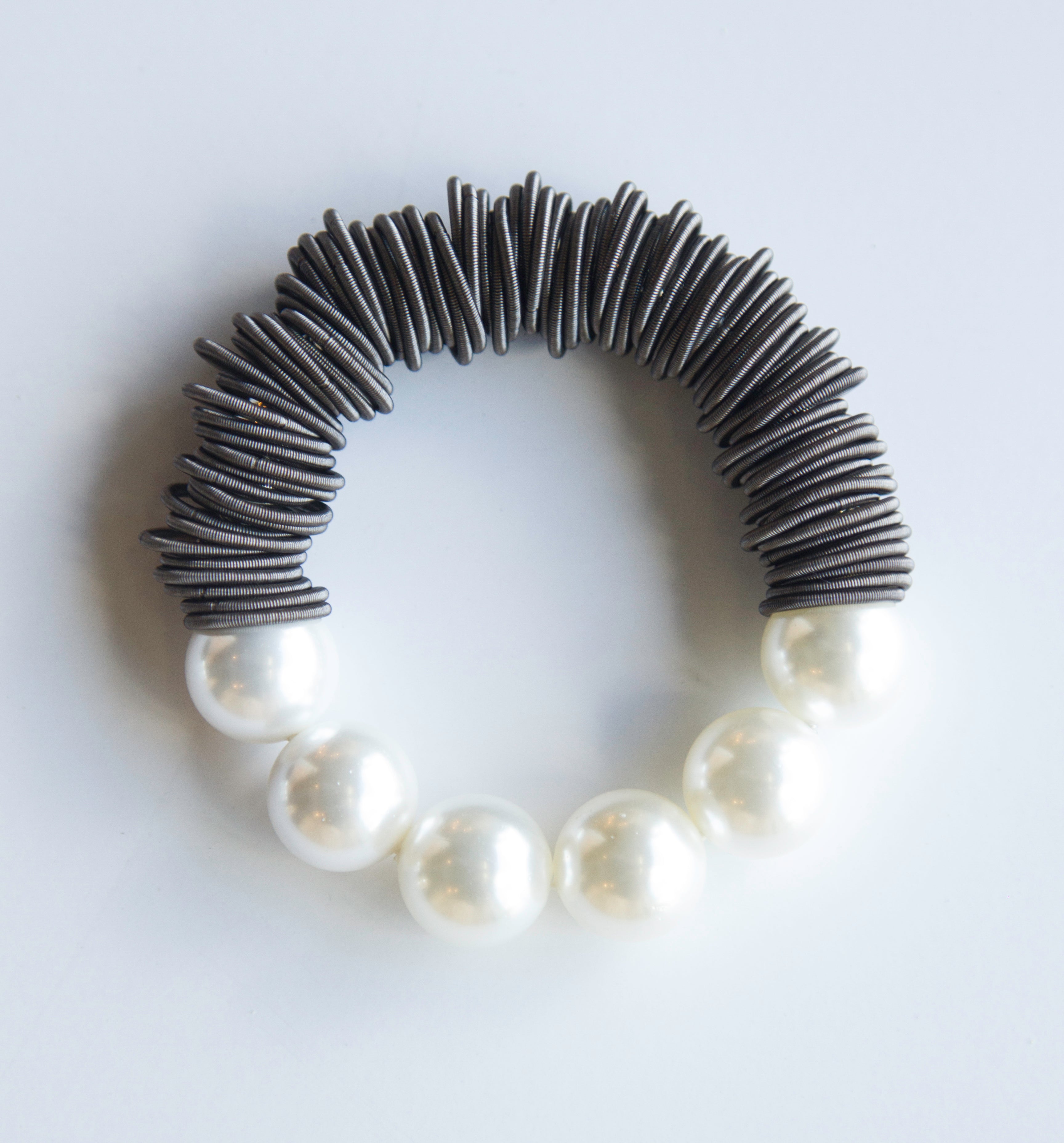 Lorraine Sayer, Pearl and Spring Ring Bracelet